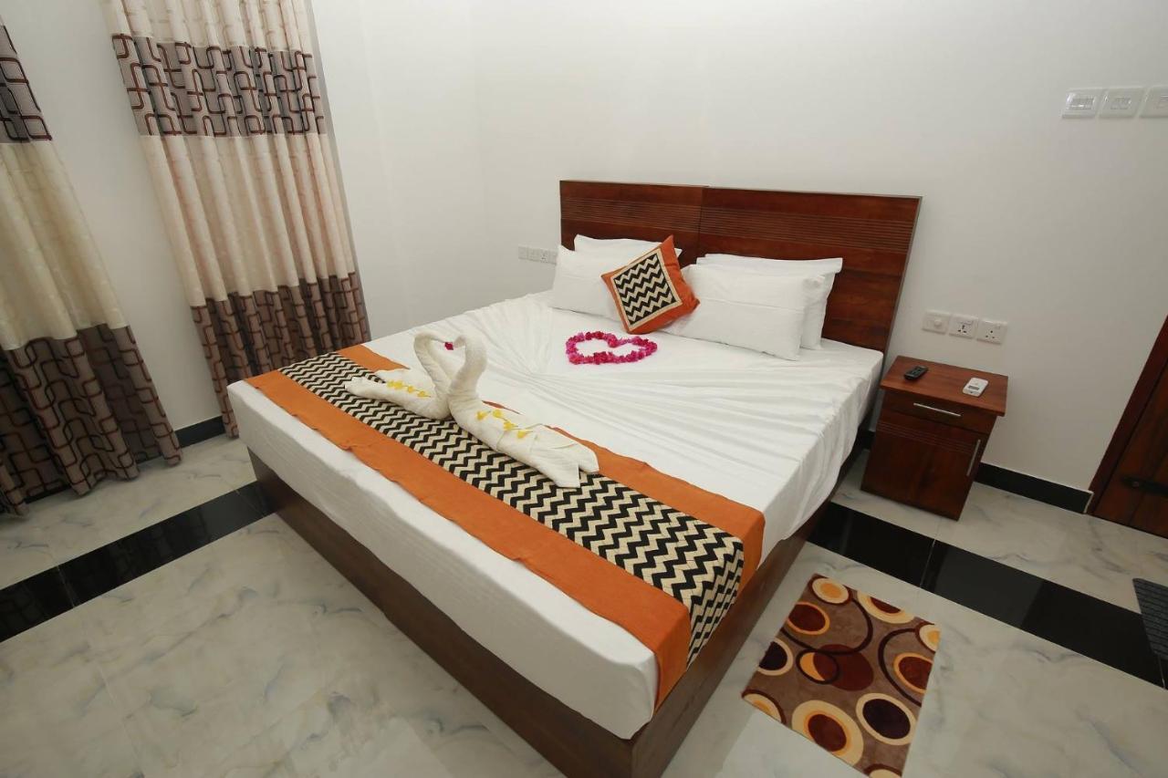 טיסמהרמה Hotel River Front מראה חיצוני תמונה